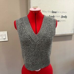 H&M Gray Knit Vest